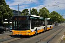 HEAG Mobilo MAN Lions City G Wagen 381 am 04.07.20 in Darmstadt Hbf 