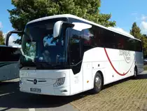 Mercedes Tourismo von Dornburg Reisen aus Deutschland am Europapark Rust am 23.06.2018