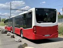 Heckansicht des MB C2 G ex Gschwindl Wien am 10.7.20 beim Bahnhof Kerzers.