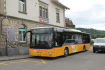Postauto/Regie ZH-Unterland Nr. 341 (MAN A21 Lion's City) am 8.6.2020 beim Bhf. Pfungen