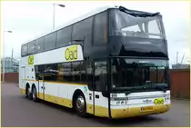 Van Hool TD 924 astromega (Bj.2002) von Oad Reizen /NL. Amsterdam im April 2015.