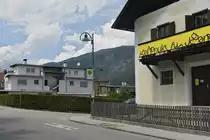 Haltestelle Inzing Jugendheim (Nordseite). Aufgenommen 25.6.2020.