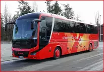 MAN Lion's Coach von urb -unser roter bus GmbH. Zur Grünen Woche (IGW), hier in Berlin -Olympiastadion,  im Januar 2020. (Grüne Woche)