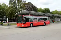 Mercedes Benz Citaro, Bus der NIAG Nr. 3545, wartet hier am 3.8.2020 um 12.45 Uhr am Busbahnhof in Kleve auf die nächste Fahrt nach Bedburg Hau. Da mir die genaue Citaro Generation des Busses nicht bekannt ist, mache ich keinen Eintrag bei Bustypen. Vielleicht hilft da ja jemand weiter!
