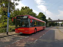 Wagen 1010 von Eifgold Reisen hier in Maastricht (NL) bei einem Tagesausflug am 02.06.2017.
(ex Stern & Hafferl aus Gmunden Österreich)
Solaris Urbino 15 LE (III).