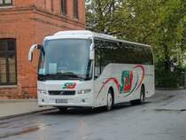 Graz. Aufgrund von Bauarbeiten auf der Steirischen Ostbahn wird verkehrt auf diesem Streckenabschnitt ein Schienenersatzverkehr. Ein Volvo 9700 von den StLb wartet hier auf die Abfahrt als SV530 beim Grazer Ostbahnhof.