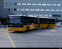 Postauto - Mercedes Citaro  BE 560405 in der Postauto Haltestellen auf dem Dach des SBB Bahnhof Bern am 07.09.2020