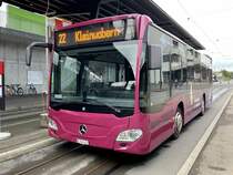 MB C2 K 437 von Bernmobil mit Moonliner Vollwerbung am 24.9.20 beim Bahnhof Brünnen Westside.