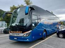 Setra 516 HD 10 von Zerzuben am 27.9.20 beim Bahnhof Thun.