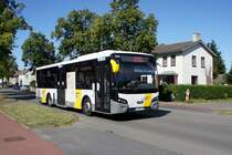 Belgien / Niederlande / Bus Zeeland / Bus Oostburg: VDL Citea SLE 120 von De Lijn (Wagen 2166), aufgenommen im August 2020 im Stadtgebiet von Oostburg (Gemeinde Sluis).
