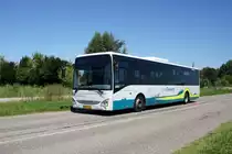 Niederlande / Bus Zeeland: Iveco Crossway LE (Wagen 5576) von Connexxion (Transdev Niederlande), aufgenommen im August 2020 in der N�he von Schoondijke (Gemeinde Sluis).