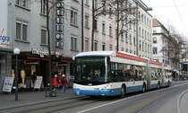Lightram 70 zwischen Löwenplatz und Bahnhofplatz am 17.03.2010.