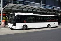 Bus Koblenz: VDL Citea LLE vom Busunternehmen Ruckes Reisen, aufgenommen im September 2020 am Hauptbahnhof in Koblenz.