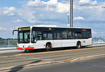 MB O 530 NL III der SWB, BN-SW4289 auf der Kennedybrücke in Bonn- 02.09.2020 