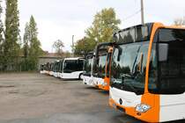 Nagelneue Mercedes Benz Citaro 2 am 17.10.20 in Mannheim durch den Zaun fotografiert. Dieses Gelände ist öffentlich zugänglich