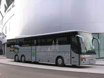 SETRA S 317 GT-HD  M�ller , 08.07.2007 Stuttgart Daimler-Museum