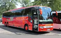 Setra S 417 GT-HD von 'Arzt - Reisen'. Berlin /Hardenbergplatz (bereits) im Juli 2016.