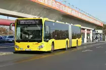 Anzeige-''X9 Abschied vom Flughafen Tegel am 7.November 2020''. Mercedes-Benz Citaro C2 (GN20)- B-V 4988 der BVG. Flgh. Berlin - Tegel (TXL) am 7.November 2020.