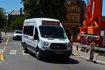 VS 1703, Ford Transit von Voyages Simon, in den Straßen von Ettelbrück.  21.07.2020