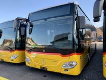 Ein neuer MB C2 K hybrid '11555' für Postautounternehmer Erne, Full am 23.11.20 bei Evobus in Winterthur.