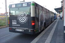 Stadtwerke Aschaffenburg / Wagen 147 (AB-VA 47) / Aschaffenburg, Hauptbahnhof/ROB / Mercedes-Benz O 530 G / Aufnahemdatum: 20.11.2020 / Werbung: Fashion Hotspot Großostheim