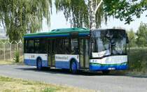 Solaris Urbino 12, 'Schröder-Reisen', (ex München) im SEV. Berlin-Tempelhof im Juni 2020.