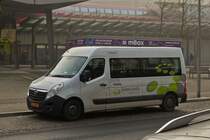 SL 2253, Opel Movano von Sales Lentz, gesehen am Bahnhof in Esch-Alzette   26.11.2020