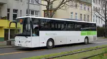 BerlinMobil Frank Richert GmbH mit einem Mercedes Intouro im Schulbus Einsatz am 30.11.20 Berlin Karlshorst.