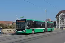 Mercedes Citaro 7047, auf der Linie 38, überquert die Mittlere Rheinbrücke. Die Aufnahme stammt vom 20.09.2020.