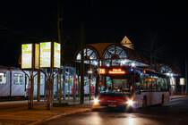 Die Ablösung steht bereits in den Startlöchern, doch noch lassen sich die MAN NL283 der Düsseldorfer Rheinbahn auf den Straßen blicken. 7536 steht hier an einem seiner wahrscheinlich letzten Tage an der Vennhauser Allee in Düsseldorf.