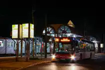 Die Ablösung steht bereits in den Startlöchern, doch noch lassen sich die MAN NL283 der Düsseldorfer Rheinbahn auf den Straßen blicken. 7536 steht hier an einem seiner wahrscheinlich letzten Tage an der Vennhauser Allee in Düsseldorf.