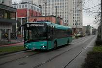ICB Solaris Urbino 12 Wagen 208 am 21.12.20 in Frankfurt am Main