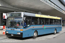 Der letzte Hochflurbus bei den VZO: O 405 7 beim Bhf. Uster am 27.07.2010.