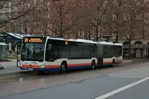 ESWE Verkehr Mercedes Benz Citaro 2 G Wagen 383 am 28.12.20 in Wiesbaden Marktplatz