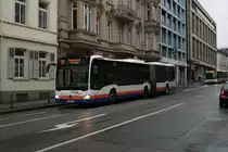 ESWE Verkehr Mercedes Benz Citaro 2 G Wagen 335 am 28.12.20 in Wiesbaden Marktplatz