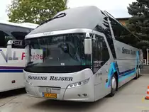 Neoplan Starliner von Sørens Rejser aus Dänemark in Sassnitz am 15.09.2018