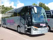 Setra 516 HD von Vokuhl Reisen aus Deutschland im Stadthafen Sassnitz am 15.09.2018