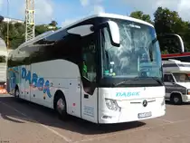Mercedes Tourismo von Dabek aus Polen im Stadthafen Sassnitz am 16.09.2018