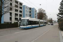 VBZ Nr. 92 (Hess Lightram 5 BGGT 25 DC) am 5.1.2020 in Winterthur, Autobahn. Für eine künftige Beschaffung von Doppelgelnktrolleys in Winterthur testete Stadtbus Winterthur in der ersten Januarwoche des Jahres 2021 einen Hess DGT. Ob und welcher Hersteller diese Fahrzeuge liefern darf wird ca. im Frühlng 2021 entschieden.