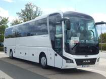 MAN Lion's Coach von Infinitours Kft. aus Ungarn in Hannover am 24.09.2018
