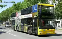 MAN Lion's City DD der BVG, Wagen '3255' (DL07), als M19 unterwegs auf dem Kurfürstendamm, Berlin im Juni 2020.