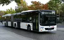 MAN Lion's City GN 18 der BVG, Wagen 4908, als X9 Richtung Flgh. Tegel (TXL). Berlin,Hardenbergplatz im Oktober 2020.