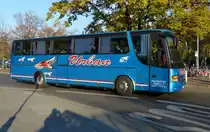 Setra S 315 HD von Franz Urban, aufgenommen in Berlin /Hardenbergplatz, bereits im November 2015.