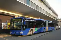 Citaro 106 beim Bhf. Uster am 14.07.2010, hier noch mit der ursprünglichen Flüssigkristall-Zielanzeige. Diese wurde 2018 durch eine LED-Zielanzeige ersetzt.