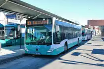 Stadtverkehr Maintal Mercedes Benz Citaro 2 Wagen 233 am 13.02.21 in Frankfurt Enkheim