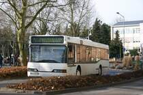 HOM MB 170 ein Neoplan der Firma Munz auf der R7/226 Richtung Zweibr�cken Flughafen.