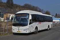 VS 1245, Irizar i4 von Voyages Simon, steht nahe dem bahnhof von Ettelbrück. 28.02.2019
