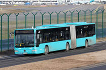 Mercedes Benz Gelenkbus am Flughafen Frankfurt 19.2.2021