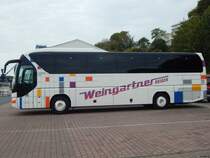 Neoplan Tourliner von Weingartner aus Deutschland im Stadthafen Sassnitz am 30.09.2018