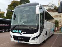MAN Lion's Coach von Tölk aus Deutschland im Stadthafen Sassnitz am 30.09.2018